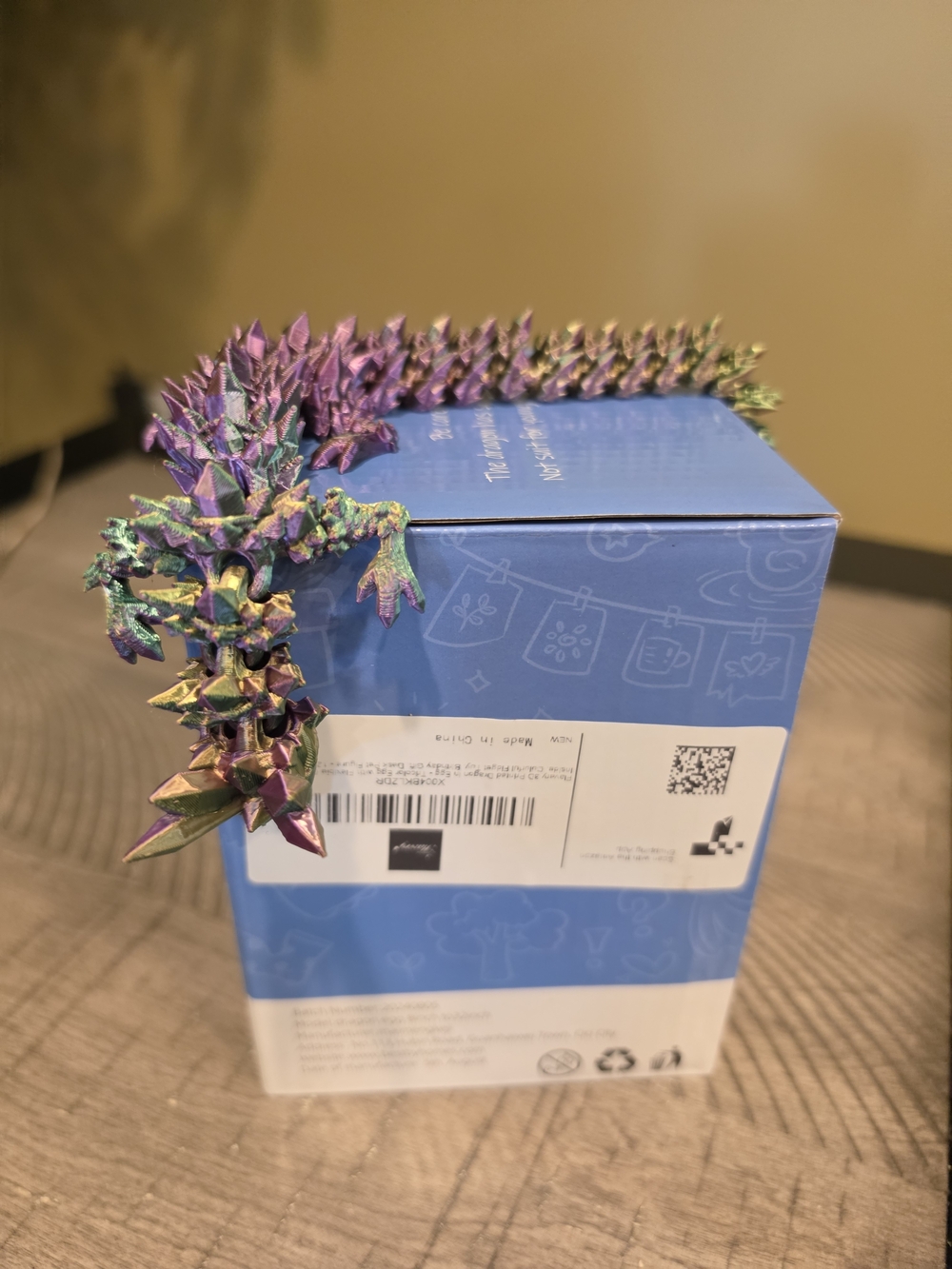 Iridescent Spiky Coil - Multicolor